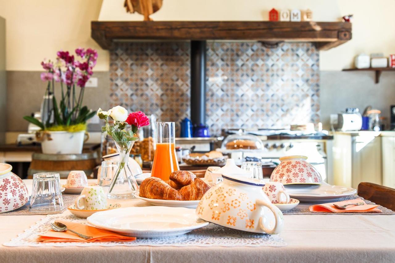 Il Pettirosso Bed & Breakfast Santarcangelo di Romagna Luaran gambar