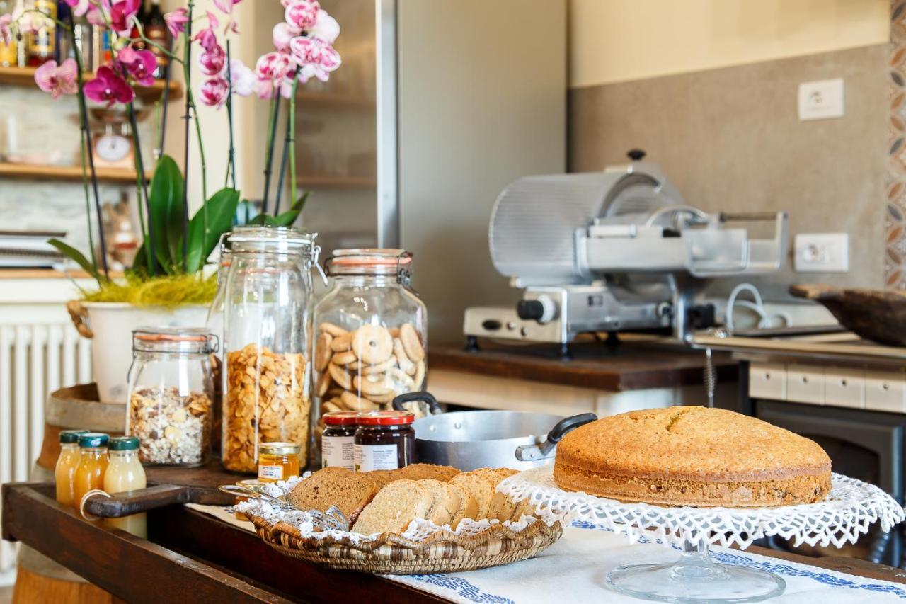Il Pettirosso Bed & Breakfast Santarcangelo di Romagna Luaran gambar
