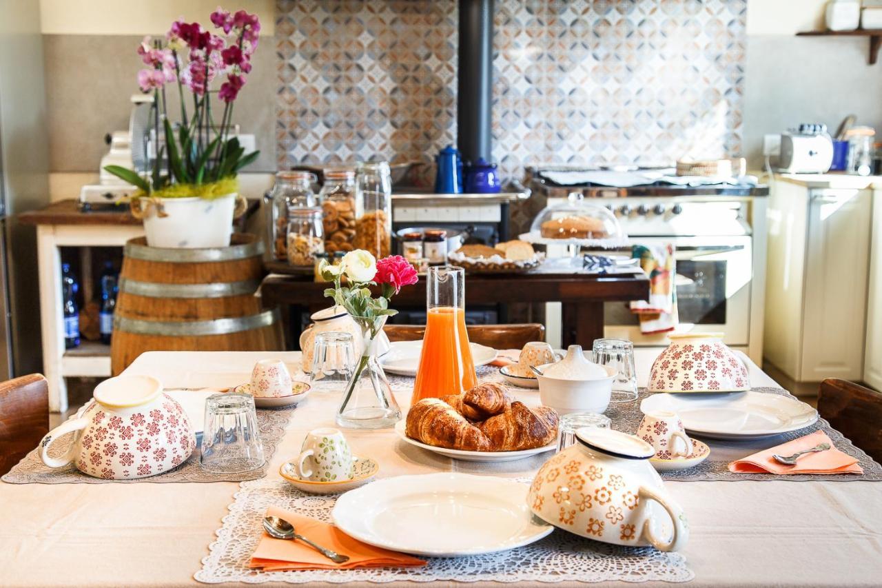 Il Pettirosso Bed & Breakfast Santarcangelo di Romagna Luaran gambar